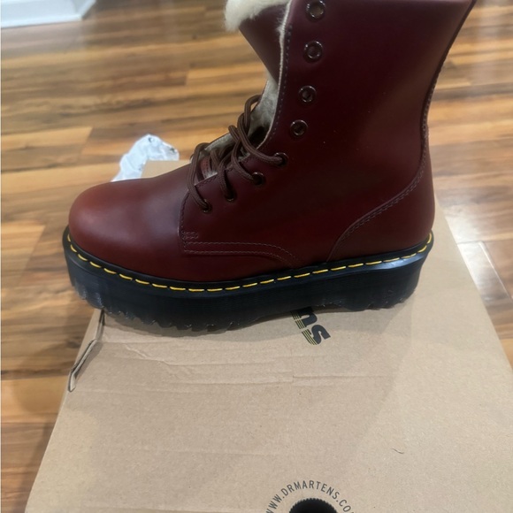 Dr martens boots - Picture 7 of 9